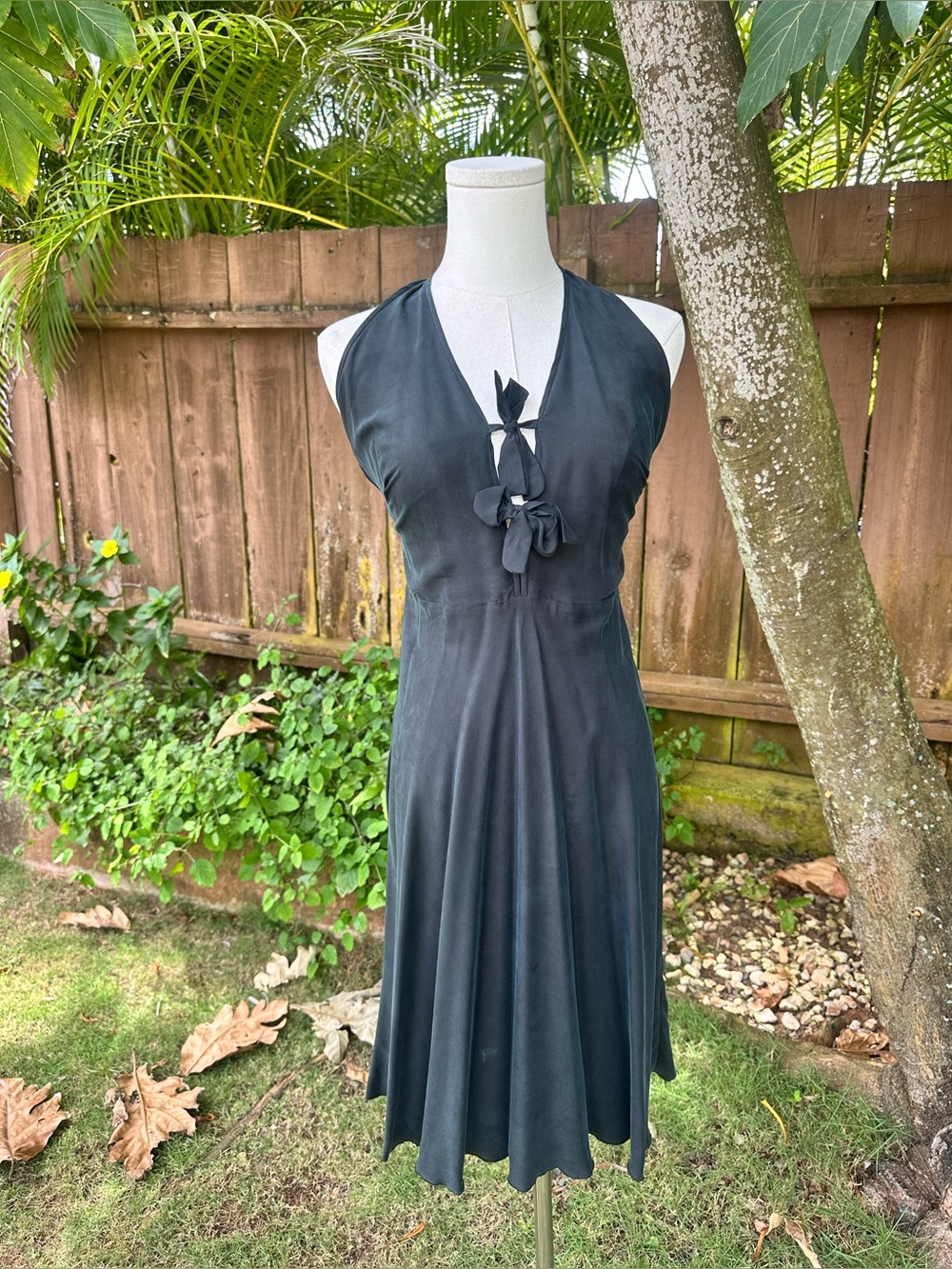 Vintage Nicole Miller Collection Tie-Front Halter Silk Mini Dress Size 2